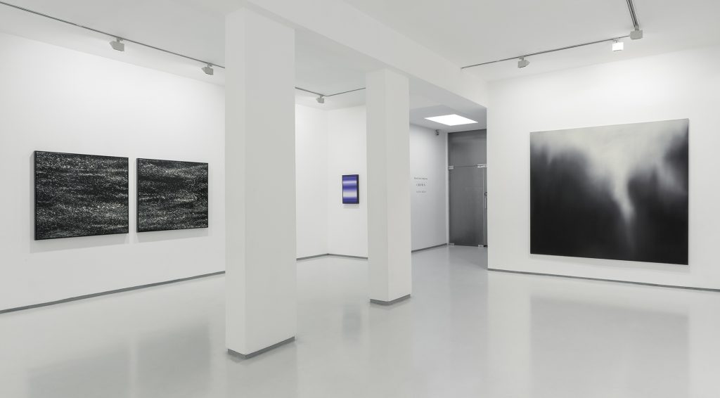 Crown, installation view, Noga Gallery, 2019