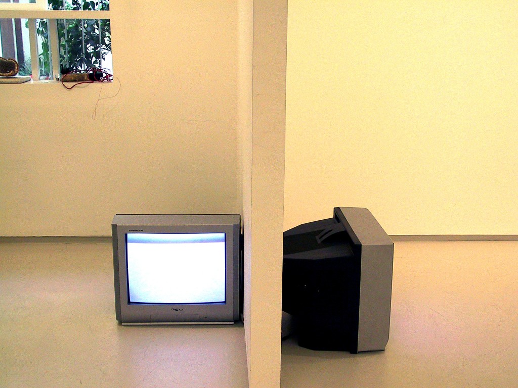 Summer Day, Exhibition view, Noga Gallery of Contemporary Art, 2003