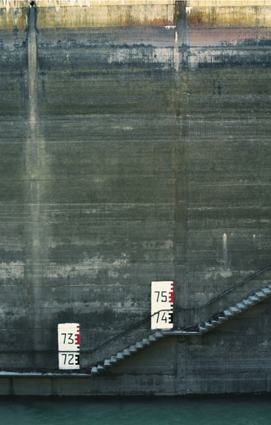 Orit Raff, Untitled, Lambda C-Print, 71x48 in, 2002
